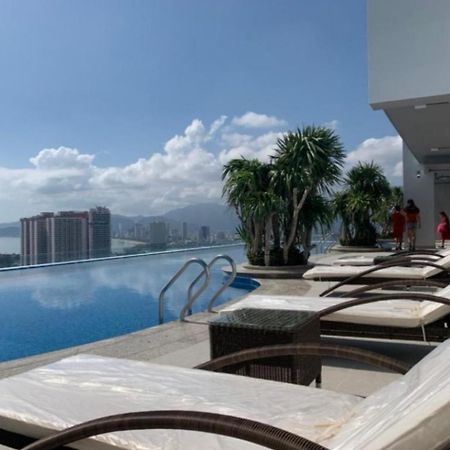 Beachfront Scenia Bay Apartment Να Τρανγκ Εξωτερικό φωτογραφία